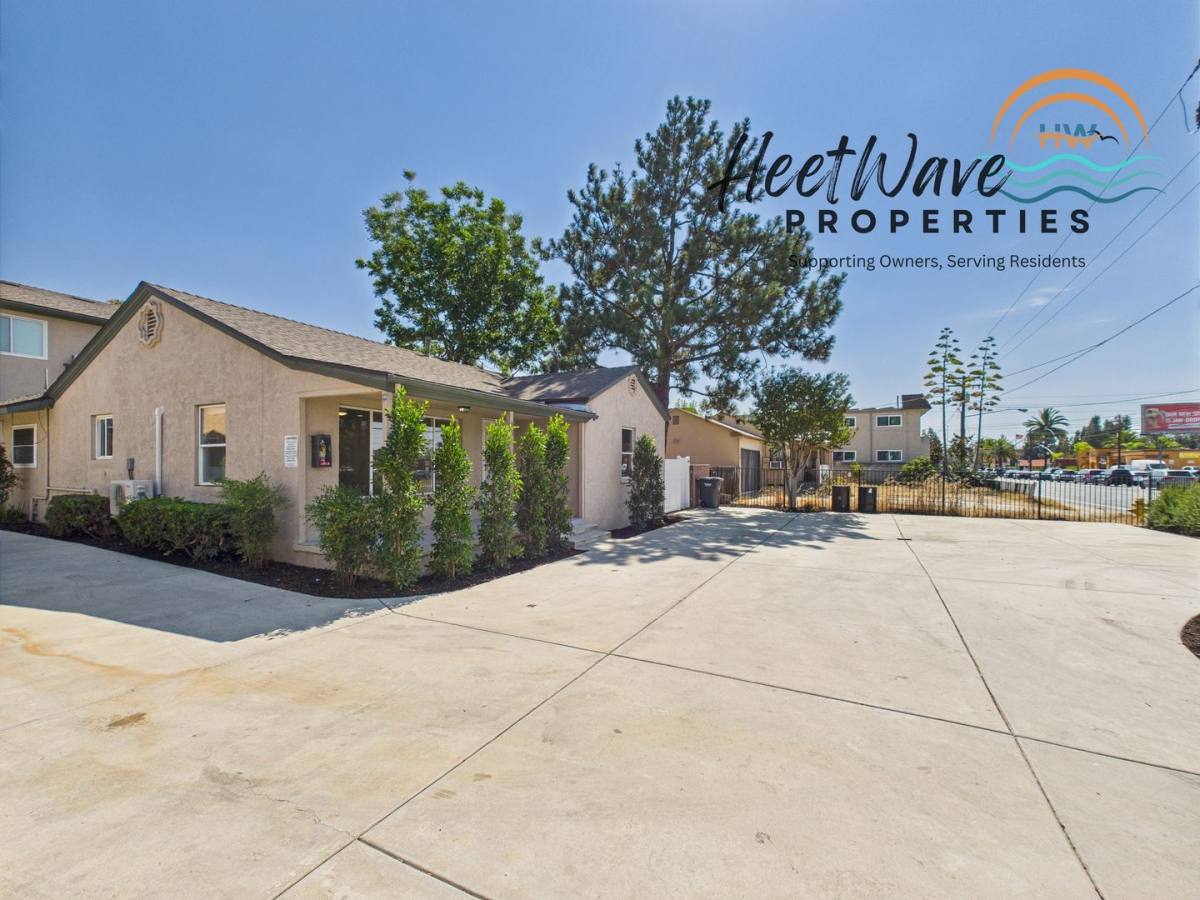 Apartment for rent at 957 E Washington St, El Cajon, CA 92020