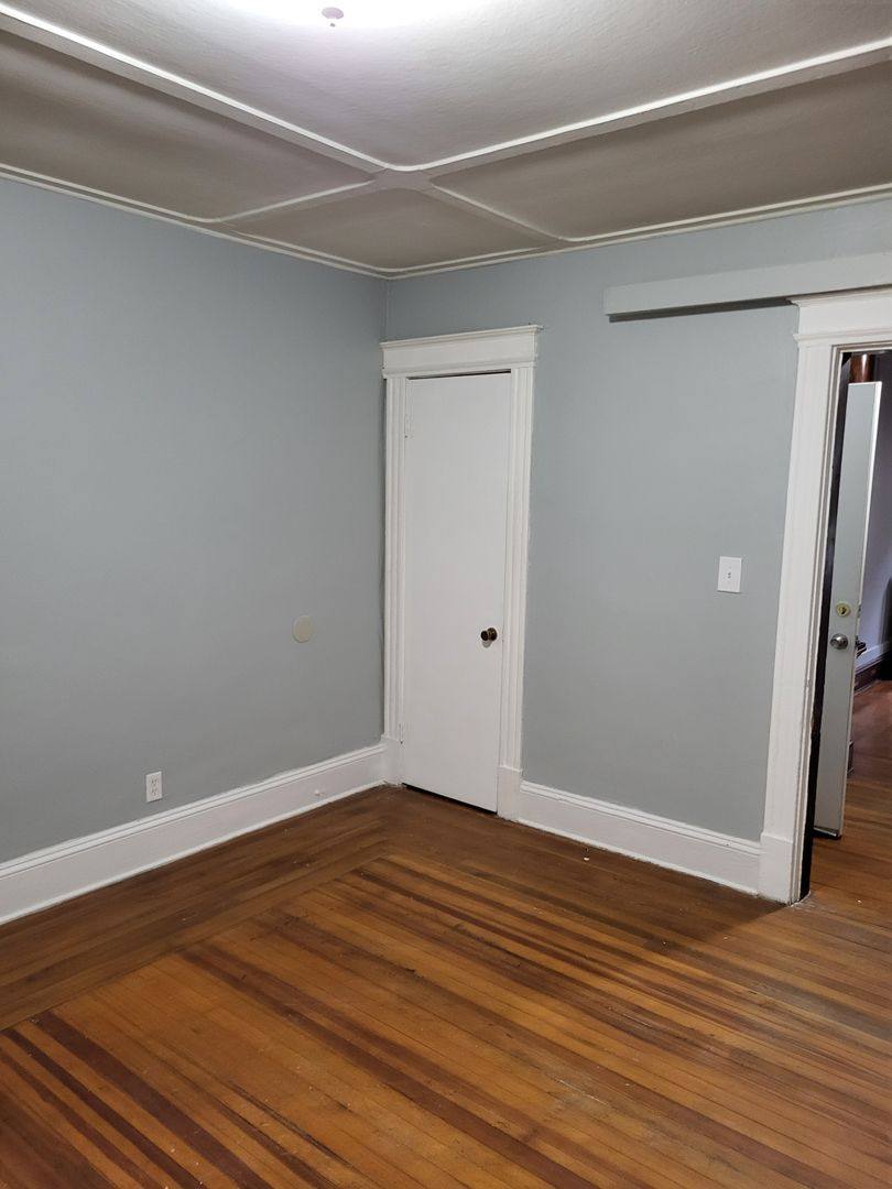 Apartment for rent at 216-226 Pearl St, Springfield, MA 01105