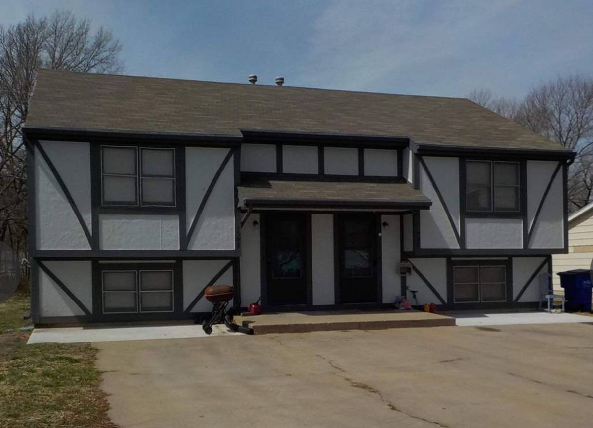 Townhouse for rent at 1383 Parkside Dr, Junction City, KS 66441