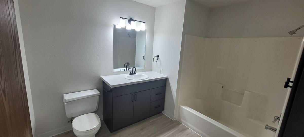 2049 & 2149 30th Ave S, Grand Forks, ND 58201