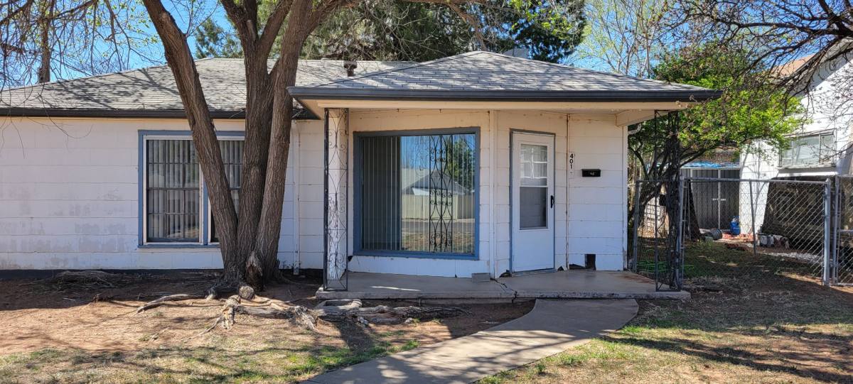 Apartment for rent at 401-401 1 2 E, Clovis, NM 88101
