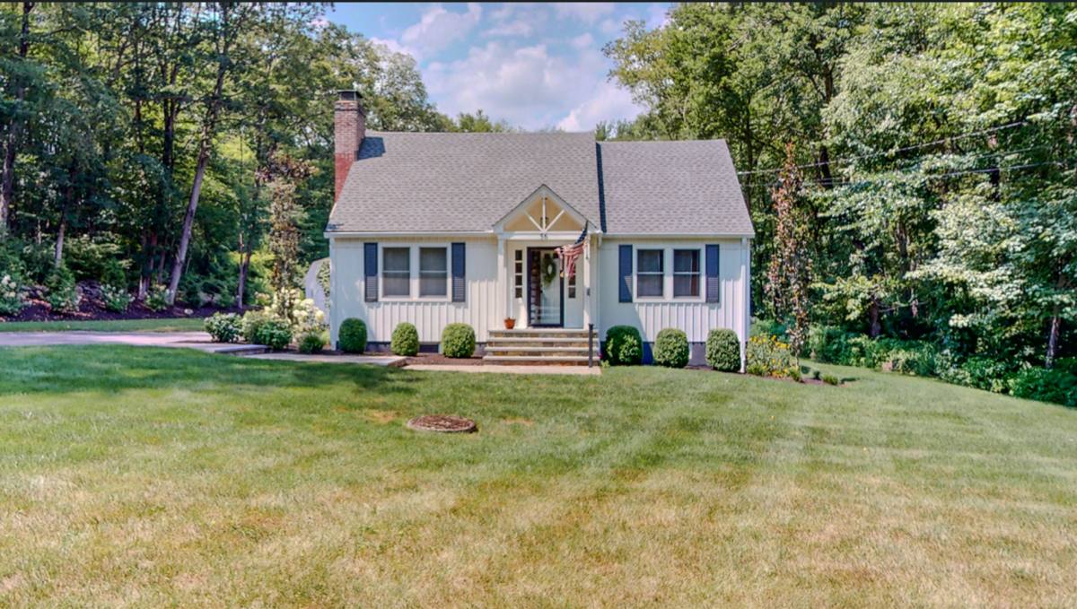House for rent at 56 Banks Rd, Easton, CT 06612