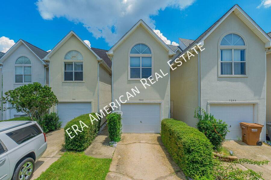 Townhouse for rent at 7244 Grimms Landing, Navarre, FL 32566