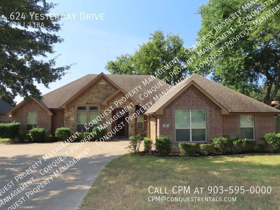 House for rent at 624 Yesterday Dr, Lindale, TX 75771