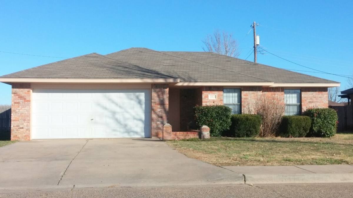 House for rent at 2813 Apache Rd, Clovis, NM 88101
