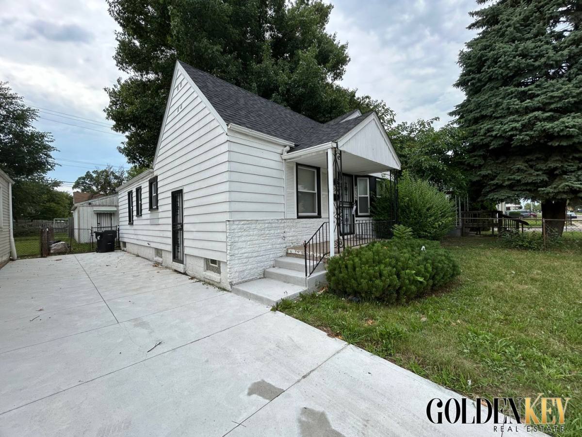 House for rent at 3112 S Bassett St, Detroit, MI 48217