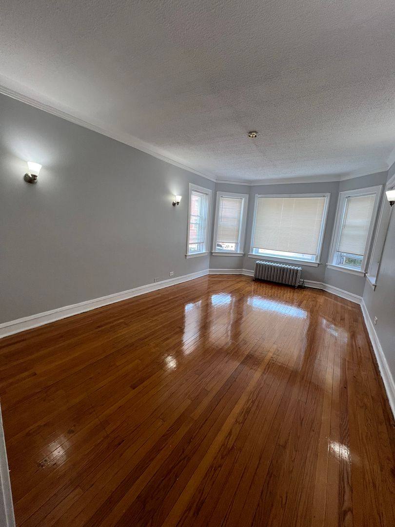 Apartment for rent at 8200 Evans Ave, Chicago, IL 60619