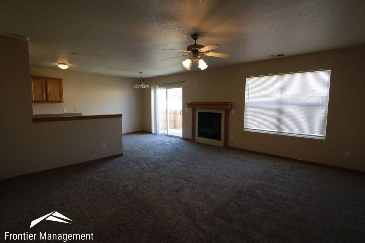 Apartment for rent at 908-910 Jackalope, Junction City, KS 66441