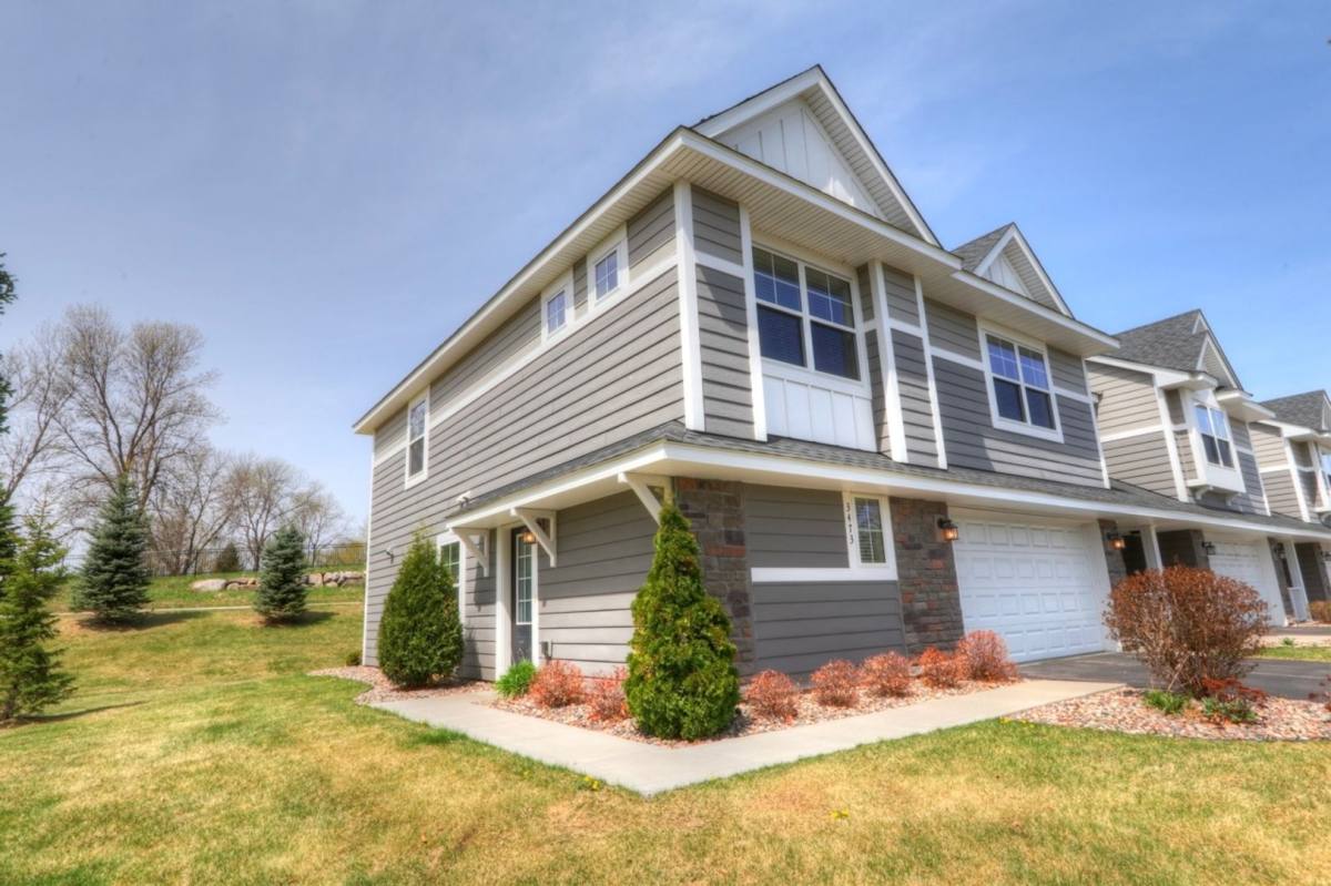 Townhouse for rent at 3473 Chestnut Lane, Saint Paul, MN 55123