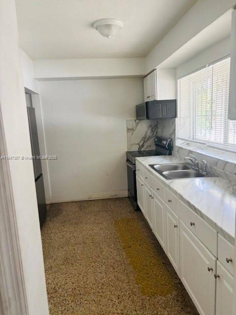 Apartment for rent at 4950 N Miami Ave, Miami, FL 33127