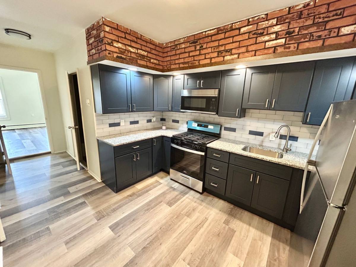 Apartment for rent at 108 W Girard Ave, Philadelphia, PA 19123