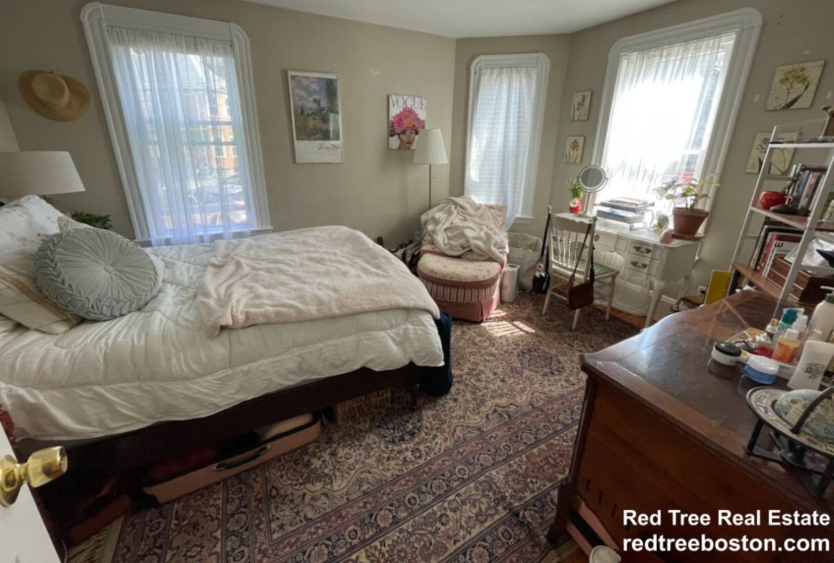House for rent at 6 Warner St #1, Somerville, MA 02144