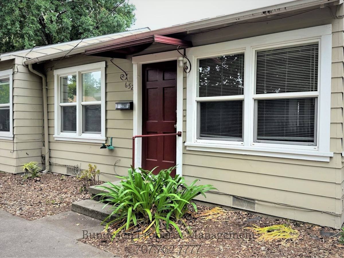 652 McConnell Ave, Santa Rosa, CA 95404
