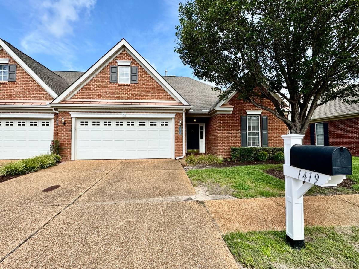 Condo for rent at 1419 Hawick Terrace, Chesapeake, VA 23322