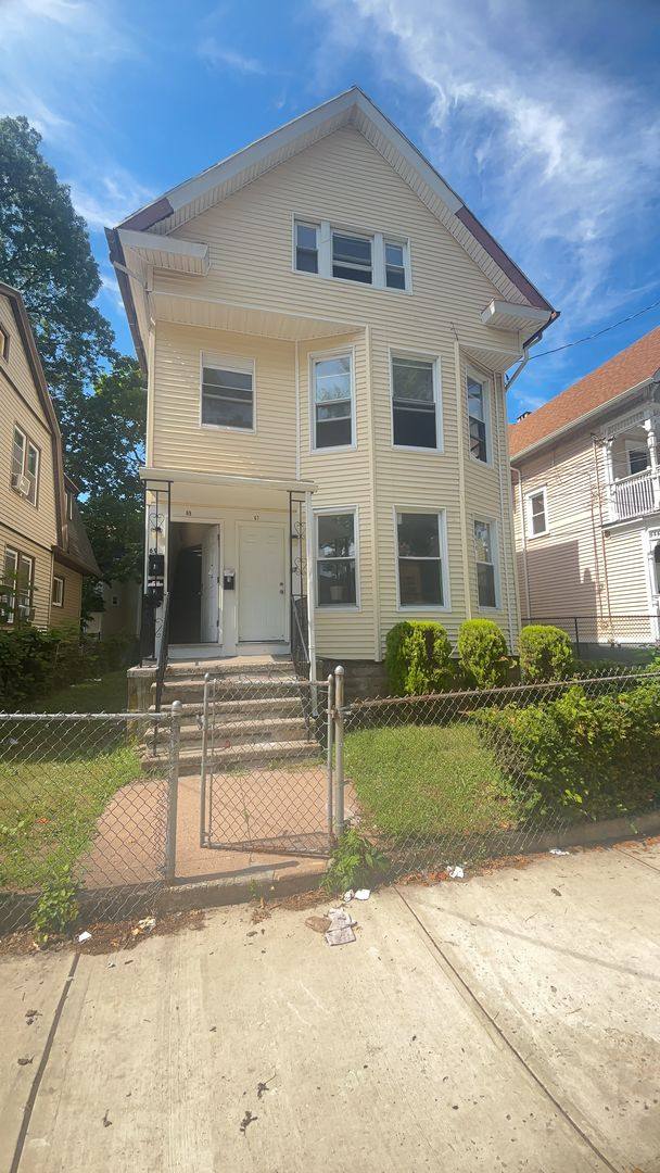 Apartment for rent at 67 Derby Ave, New Haven, CT 06511