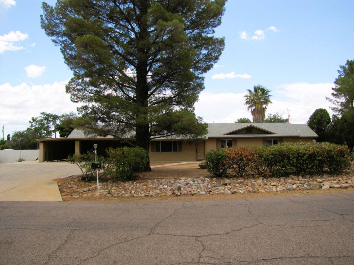 House for rent at 947 Cardinal Ave, Sierra Vista, AZ 85635