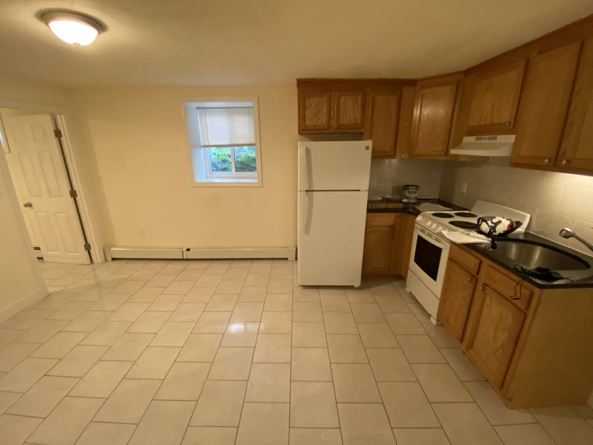 Apartment for rent at 401 Broadway #3, Cambridge, MA 02139