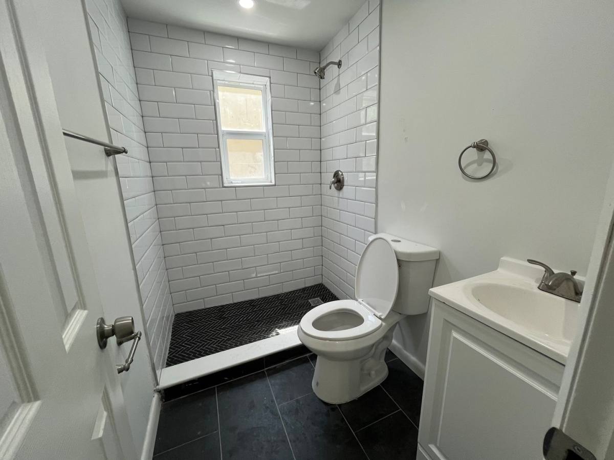 Apartment for rent at 200 NW 13th St, Miami, FL 33136