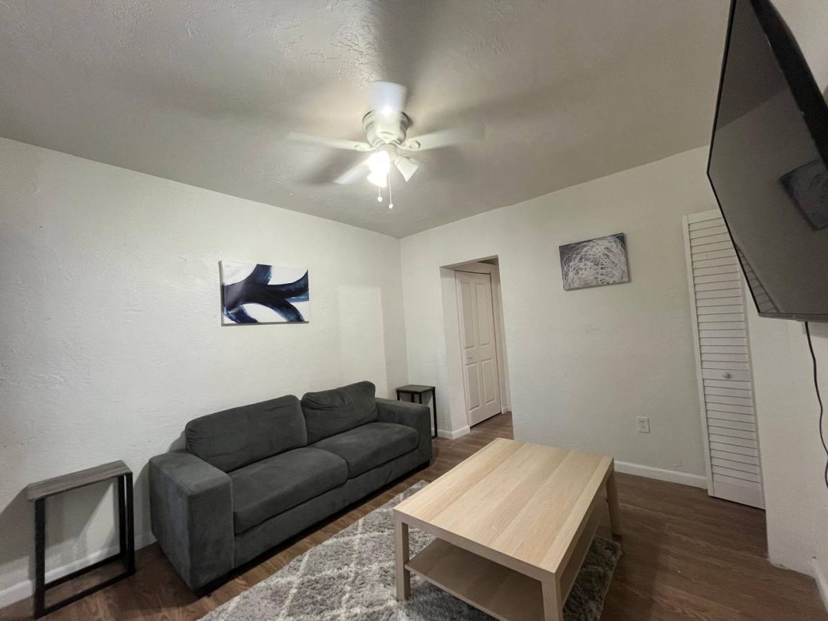 Apartment for rent at 200 NW 13th St, Miami, FL 33136
