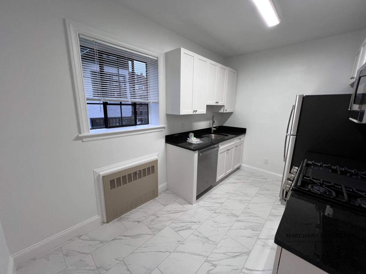 Apartment for rent at 98 Sewall Ave #1, Brookline, MA 02446