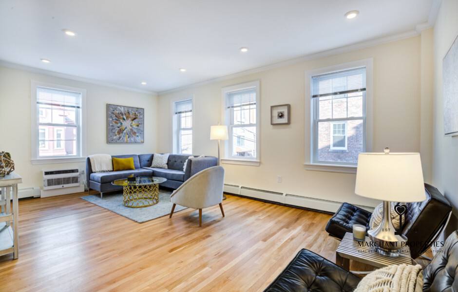 Apartment for rent at 44 Auburn St #2, Brookline, MA 02446