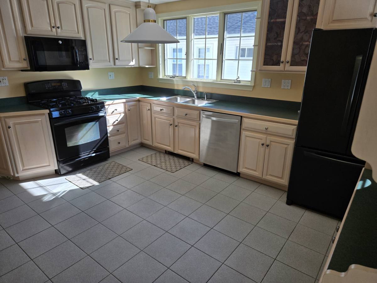 Apartment for rent at 18 Orchard St, Medford, MA 02155