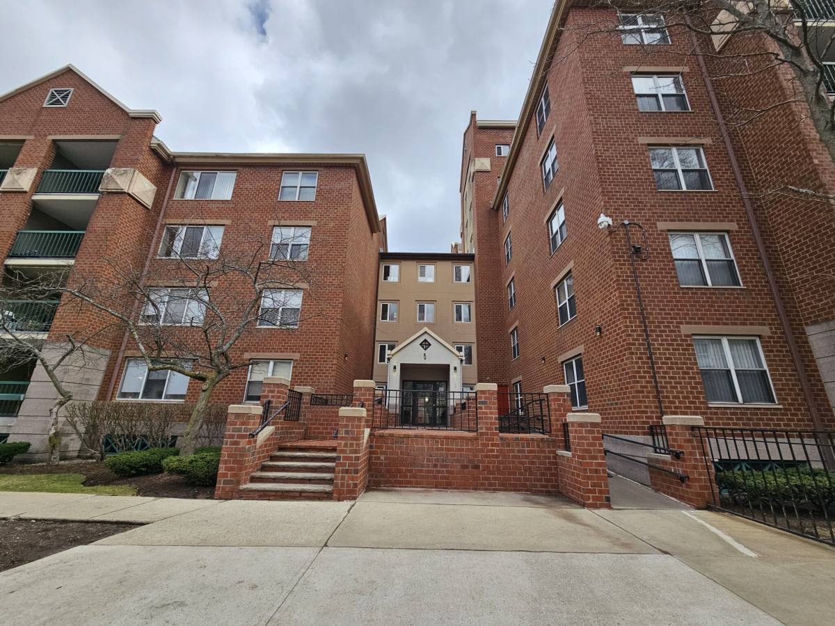 Apartment for rent at 1 S Point Dr #608, Dorchester, MA 02125
