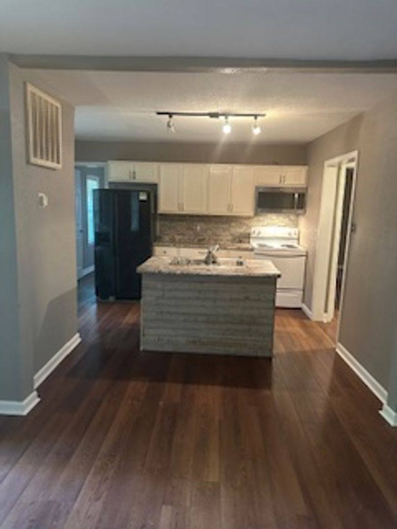 House for rent at 7943 Garfield Ave, Kansas City, MO 64132