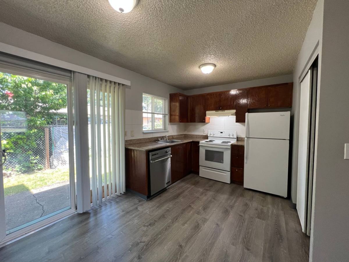 Apartment for rent at 878 SE 187th, Portland, OR 97233