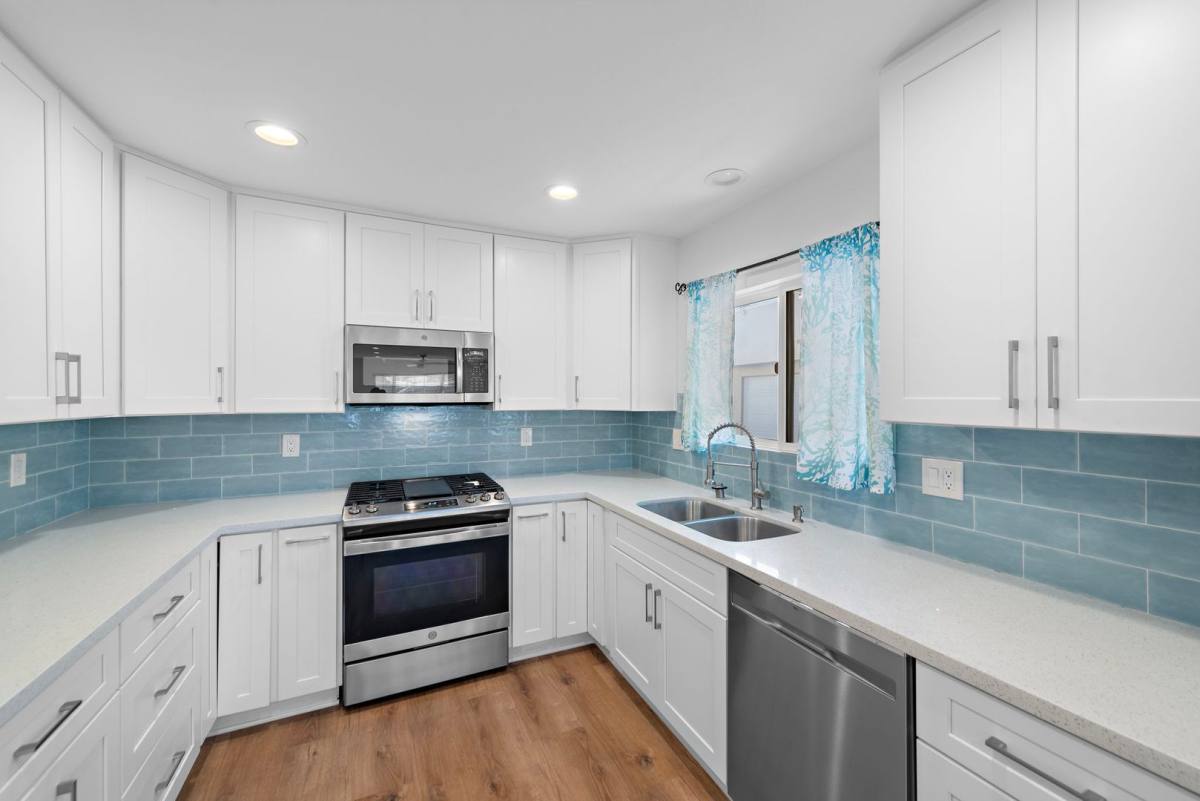 Apartment for rent at 137 Avenida Mateo, San Clemente, CA 92672