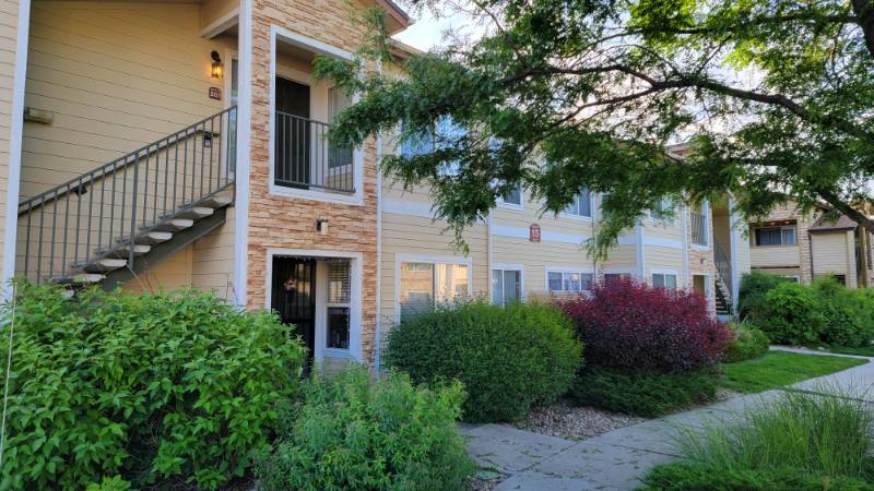 Condo for rent at 4875 S Balsam Way #15, Littleton, CO 80123