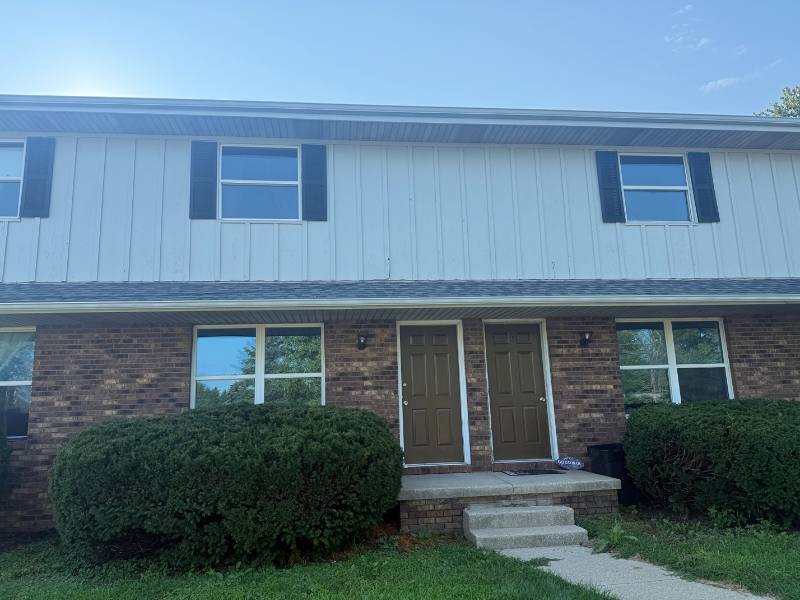 Townhouse for rent at 218 Dutch #B, Metamora, Washington, IL 61571