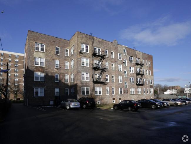Apartment for rent at 10 S Grove St, East Orange, NJ 07018