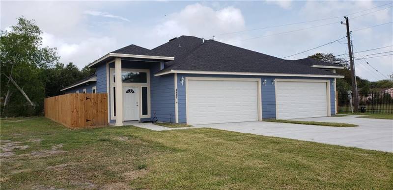 Townhouse for rent at 6402 Williams #B, Corpus Christi, TX 78412