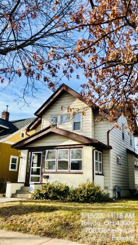House for rent at 706 Geneva Ave, Toledo, OH 43609