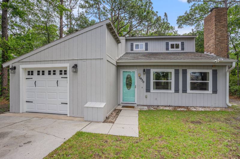 House for rent at 1930 Lake View Circle, Myrtle Beach, SC 29575