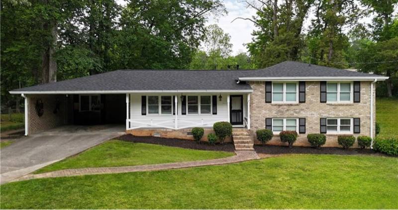 House for rent at 3925 Chicamauga Dr, Kennesaw, GA 30144