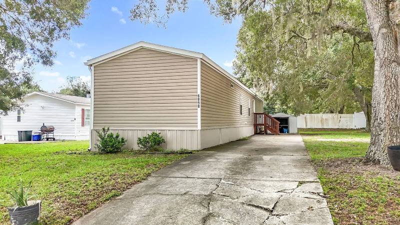 House for rent at 6890 NE 1st Place, Ocala, FL 34470