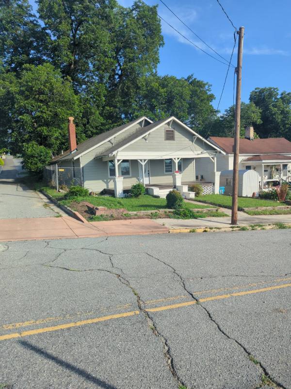 House for rent at 147 Orange St, Macon, GA 31201