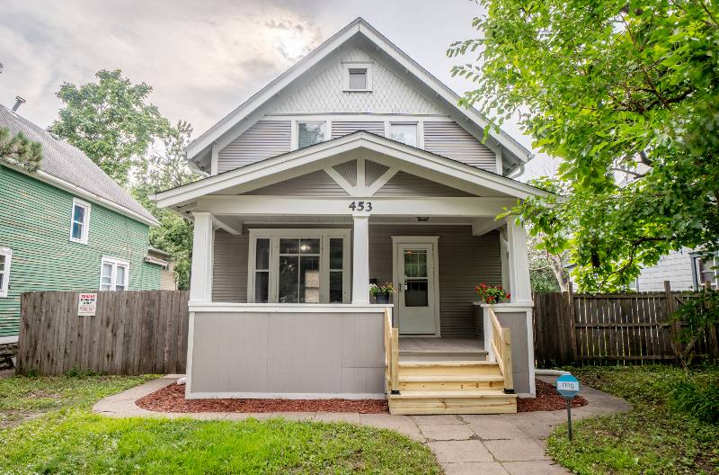 House for rent at 453 Fry St, Saint Paul, MN 55104