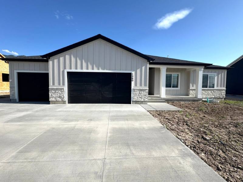 Apartment for rent at 1360 E 1220 N, Logan, UT 84341