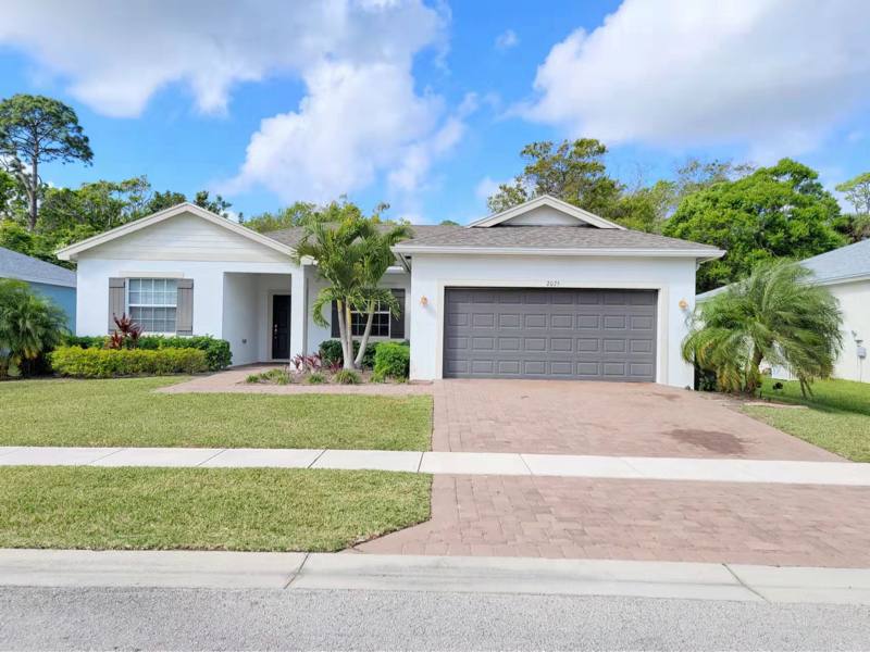 House for rent at 2075 46th Ave, Vero Beach, FL 32966