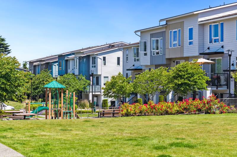 Townhouse for rent at 3581 NE 146th Place, Seattle, WA 98155
