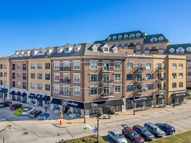 Condo for rent at 24 W Station St #312, Palatine, IL 60067
