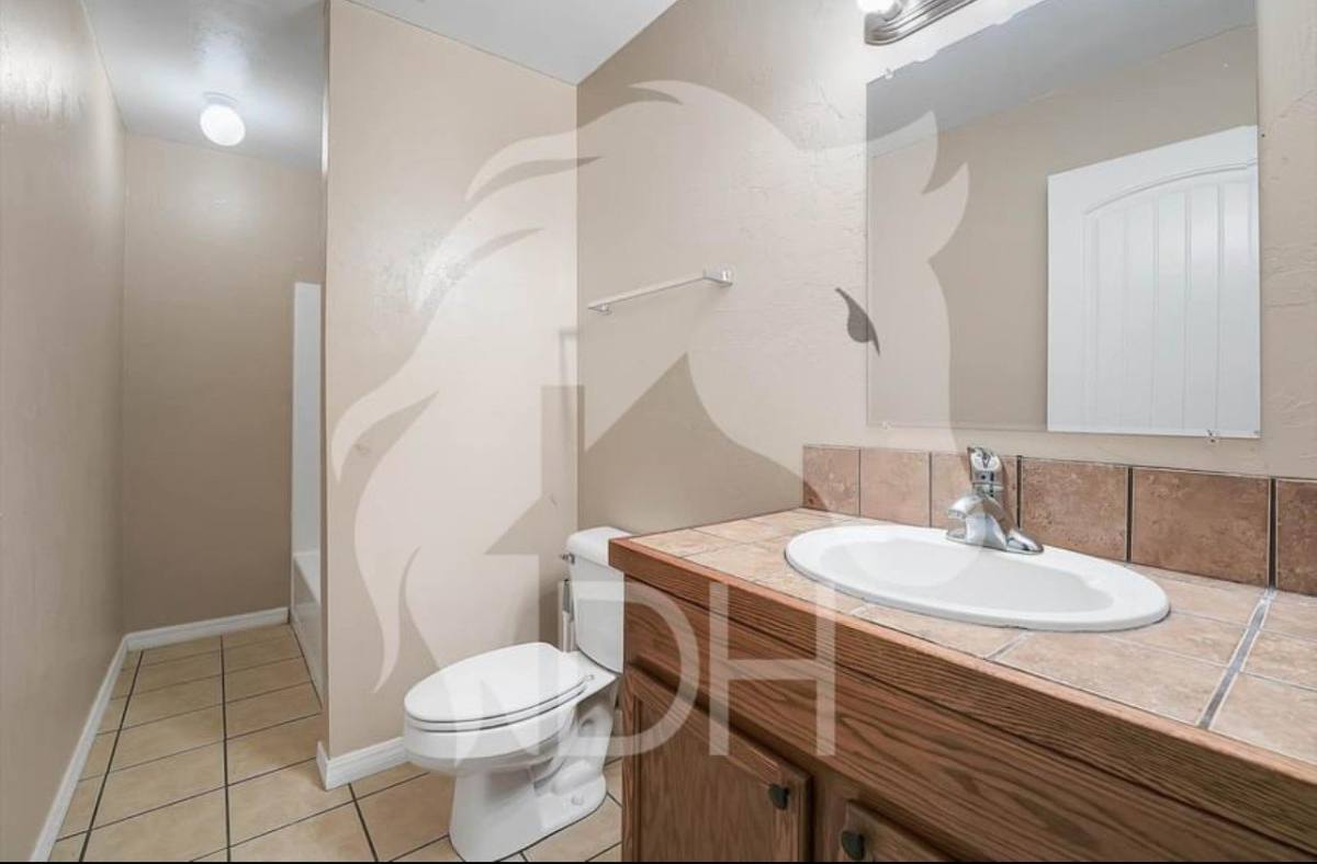 Apartment for rent at 501 E Washington Ave #15, Sayre, OK 73662