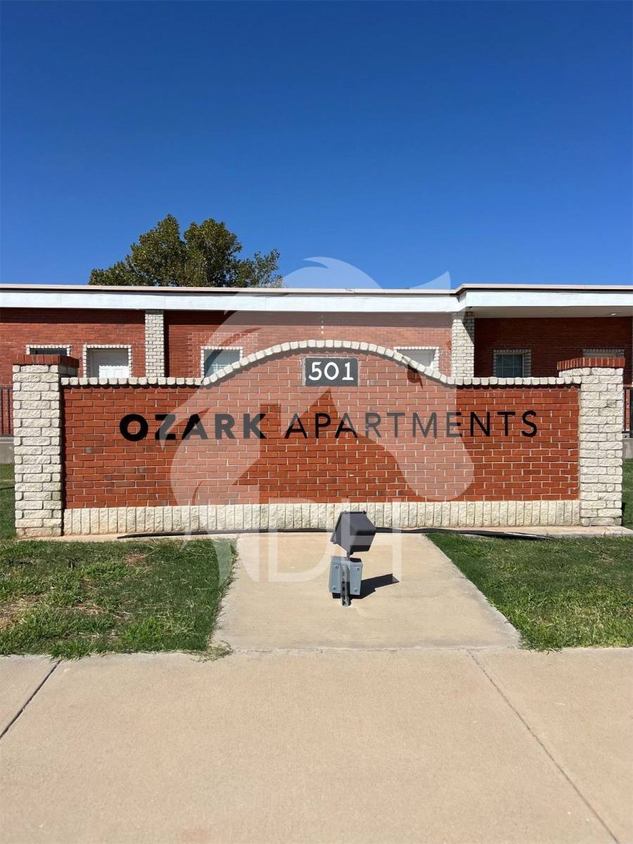 Apartment for rent at 501 E Washington Ave #15, Sayre, OK 73662