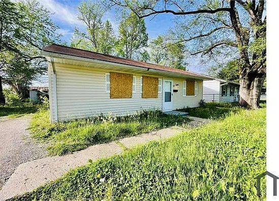 House for rent at 51 Helen Court, East Saint Louis, IL 62206