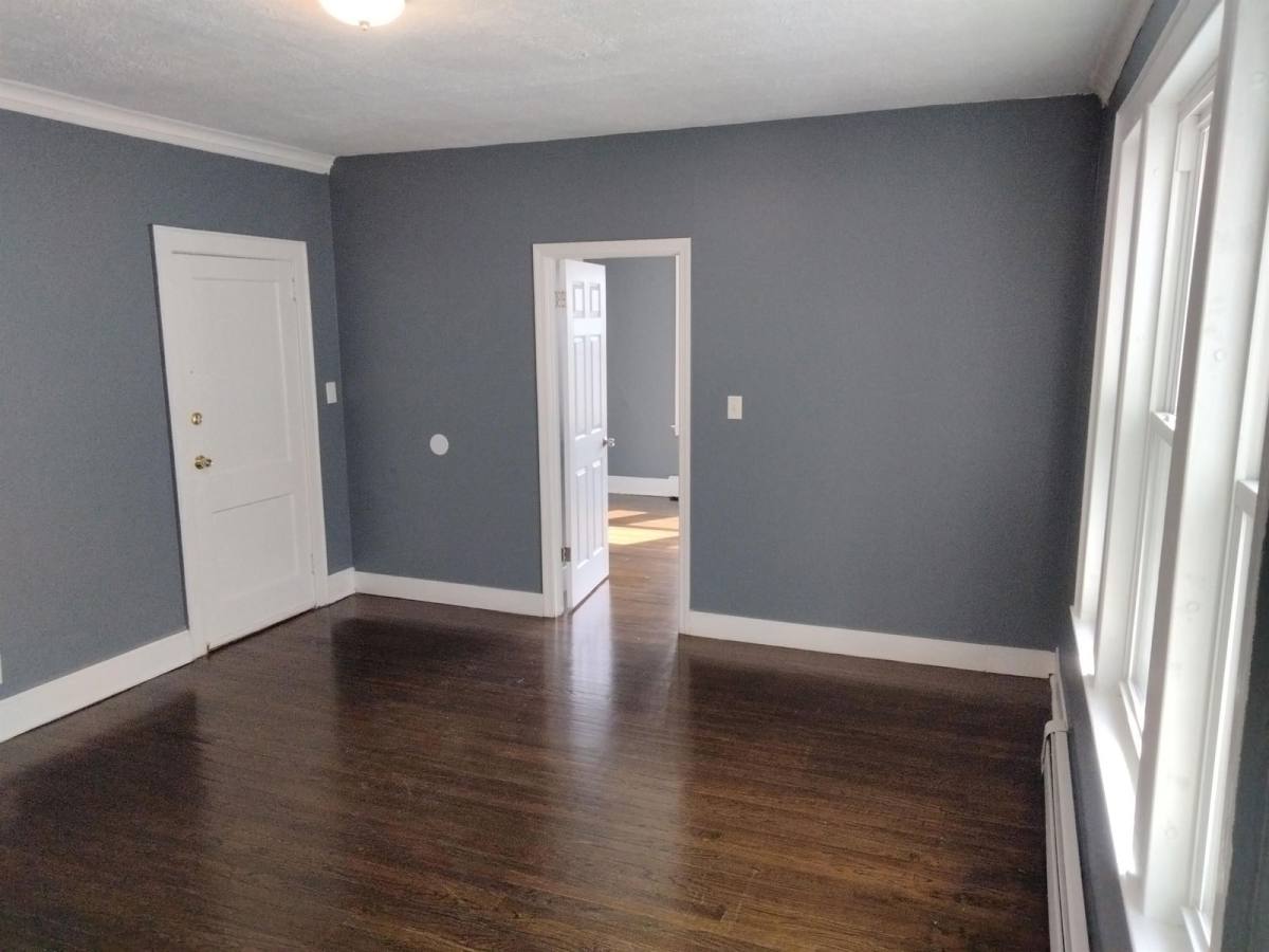 Apartment for rent at 95 Kent St, Hartford, CT 06112