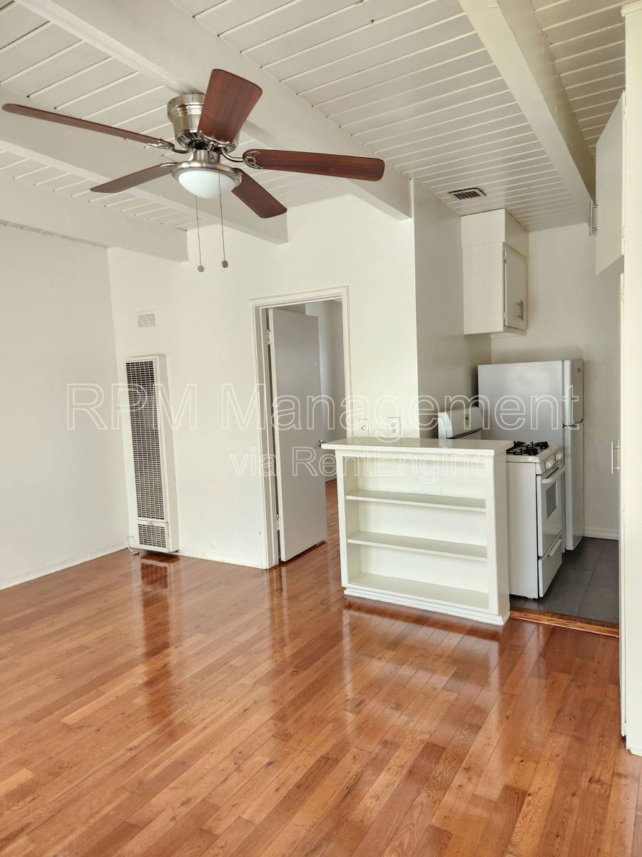 Apartment for rent at 1909 N Beachwood Dr #18, Los Angeles, CA 90028