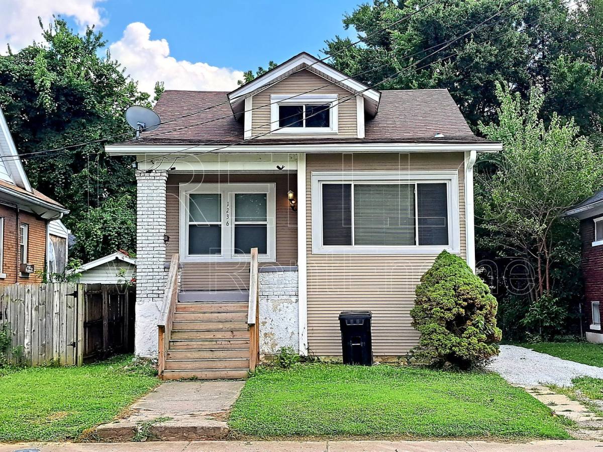 House for rent at 1236 Manitau Ave, Louisville, KY 40215